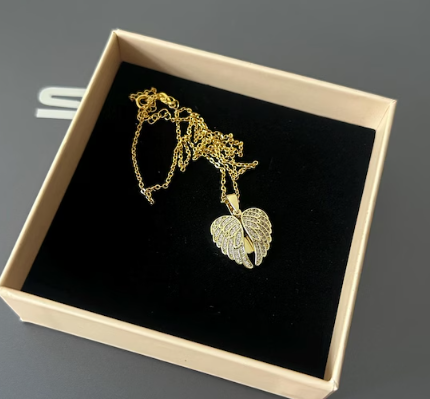 CUSTOM NECKLACE - WING