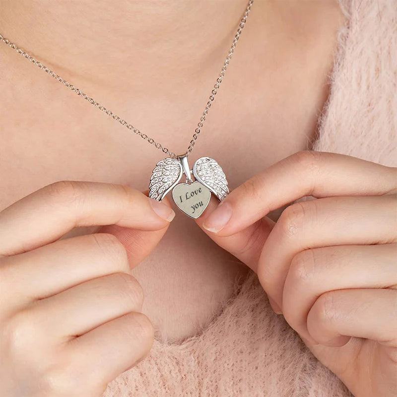 CUSTOM NECKLACE - WING