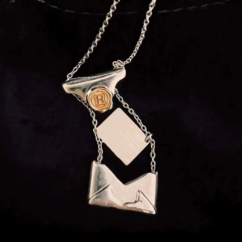 Custom Necklace - HpAdmission